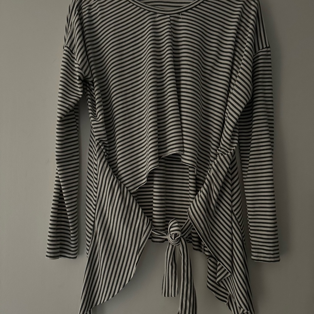 cute top brand Mustard seed size Medium